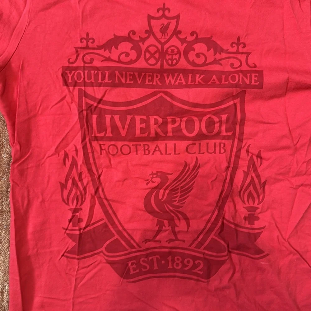 Liverpool FC supporter t-shirt - Picture 3 of 3